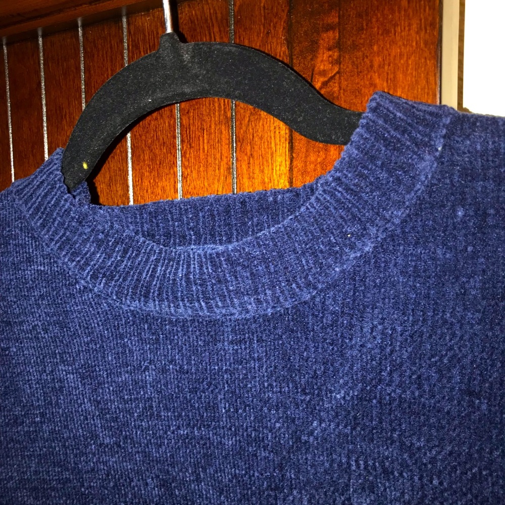 Navy Soft Feel Ribbed L/S Crop Top
